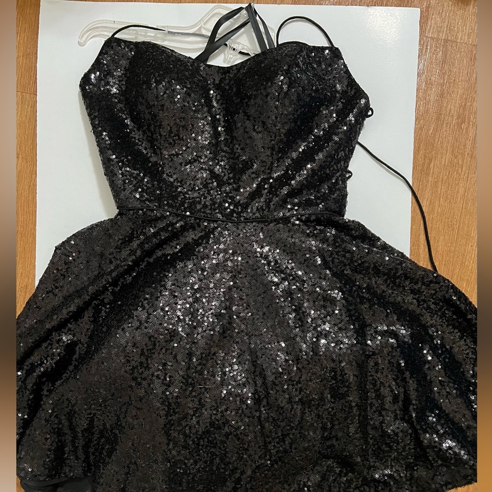 Sherri hill homecoming dress (worn once)